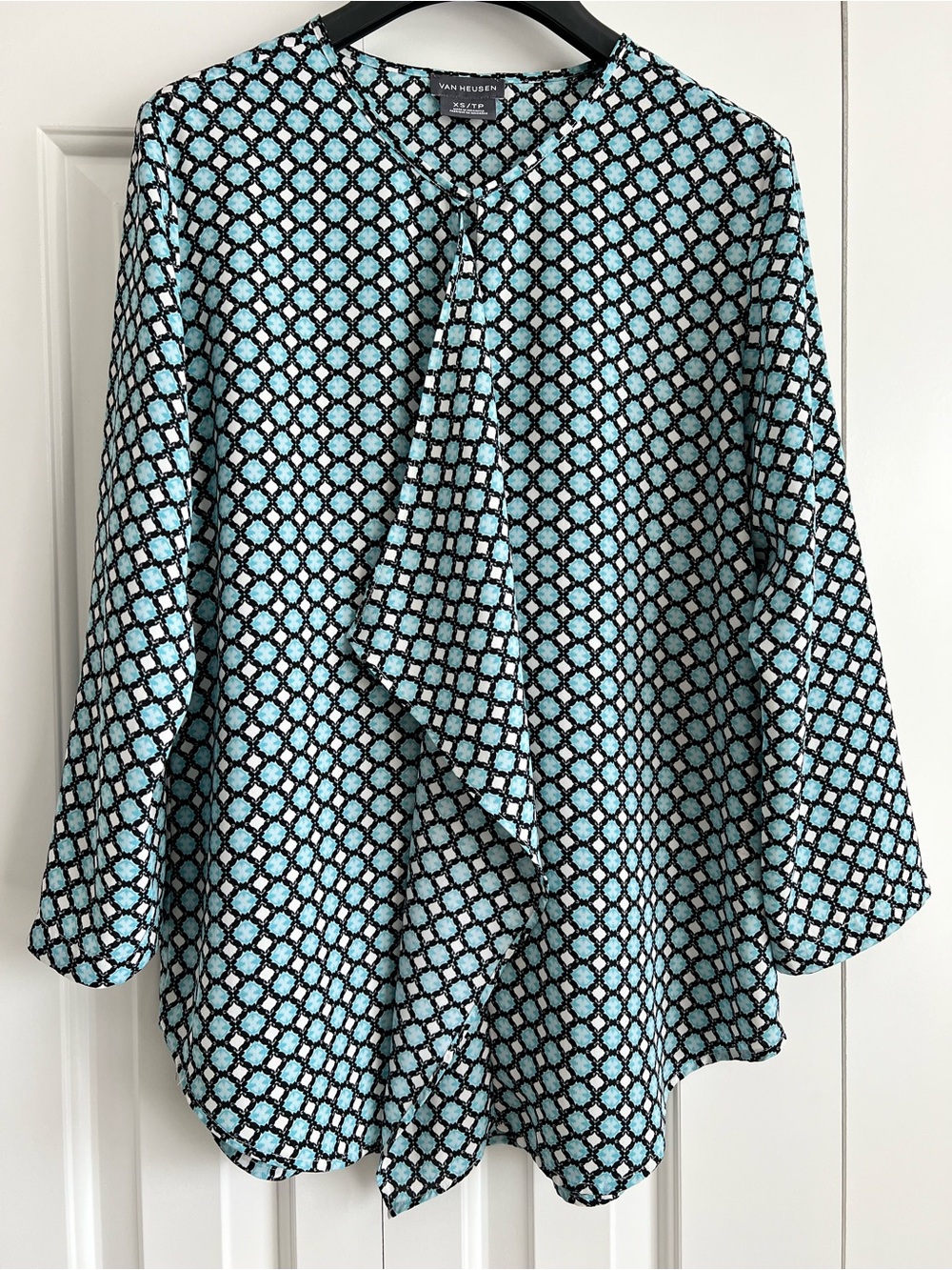 Van Heusen Geometric Print Blouse Size XS